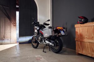 Aprilia Tuareg 660 5