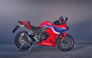 Honda CBR500R 10