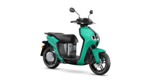 Yamaha NEOs 15
