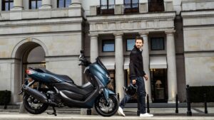 Yamaha NMAX 155 9
