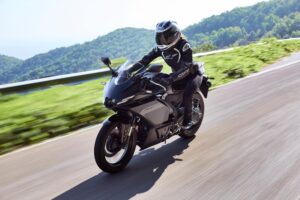 Yamaha R25 7