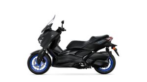 Yamaha XMAX 250 8